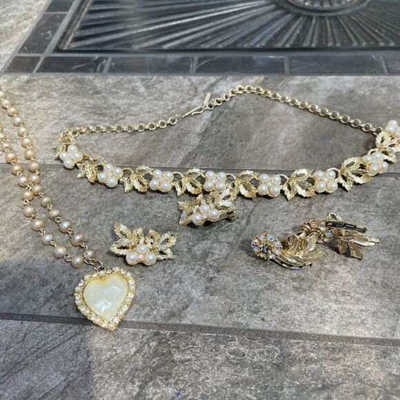 Judy Lee Vintage Necklaces and Earrings set - Picture 1 of 14